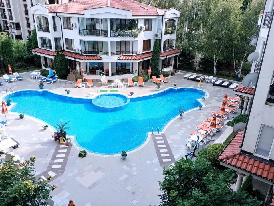 Sonnenstrand , Bulgarien Wunderschöne, komplett möblierte Drei-Zimmer-Wohnung im Komplex Château Vallon.