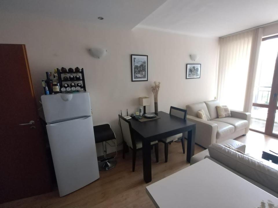 Sonnenstrand , Bulgarien Wunderschöne, komplett möblierte Drei-Zimmer-Wohnung im Komplex Château Vallon. – Bild 8