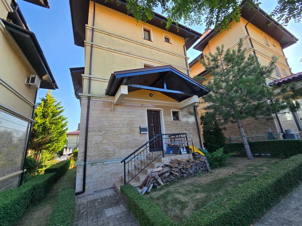 Schöne Villa im „St. George“-Komplex – Kosharitsa, Bulgarien