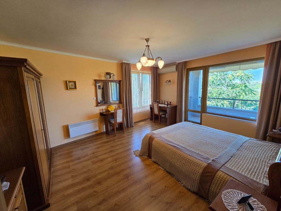 Bulgarien Nessebar 4 Zimmer Wohnung im Boulevard