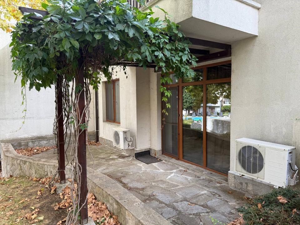 Bulgarien, Kableschkovo Zweizimmerwohnung zum Verkauf im Komplex Vineyards Resort