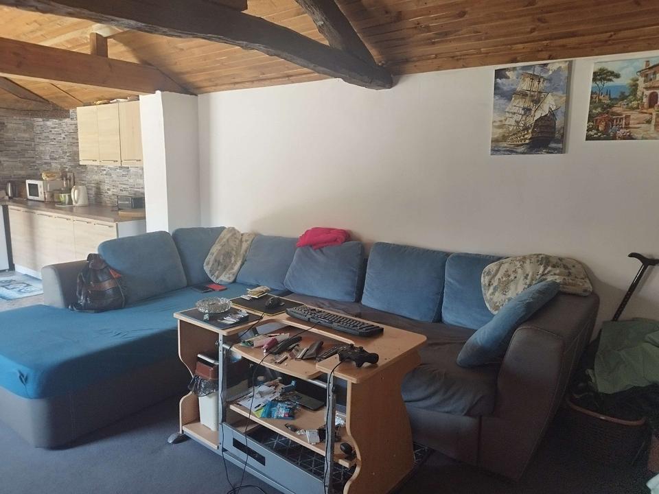 Komplett möbliertes und renoviertes Haus mit 4 Schlafzimmern in Bolyarovo, Region Jambol – Bild 2