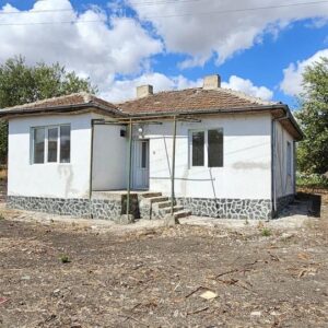 Dyulevo Bulgarien sanierungsbedürftiger Bungalow