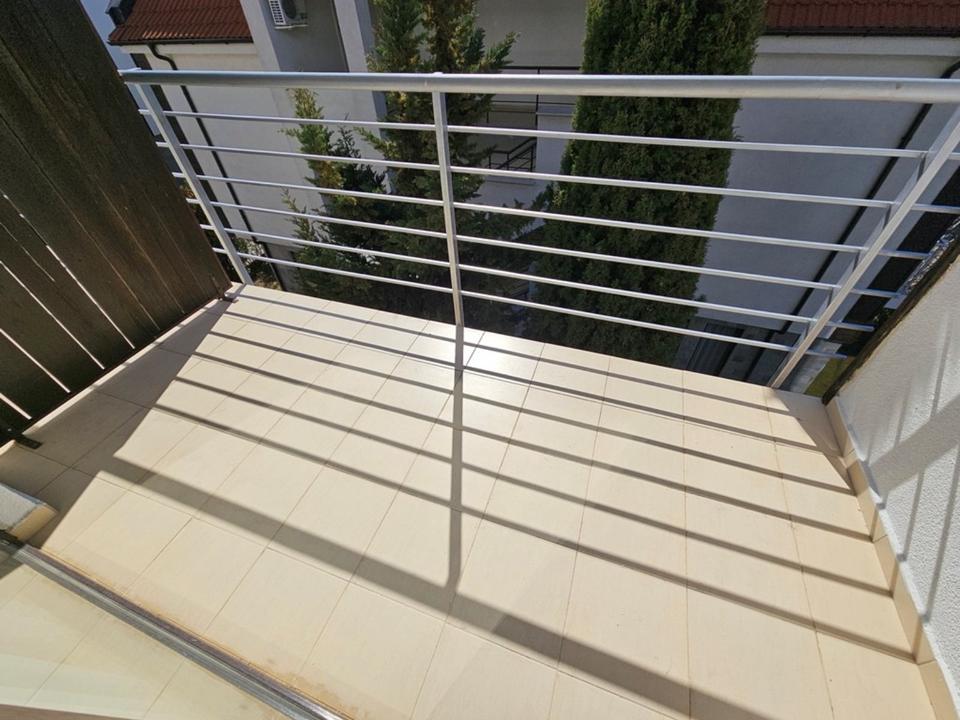 Geräumige Drei-Zimmer-Wohnung im New Line Village – Sonnenstrand. – Bild 19