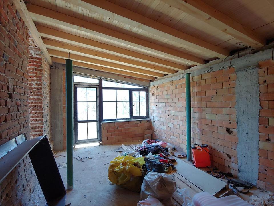 Sanierungsbedürftiges Haus in Trastikovo – Bild 4