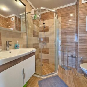 Geräumige 2-Zimmer-Wohnung mit Meerblick im Omega Resort, Ravda-Bulgarien