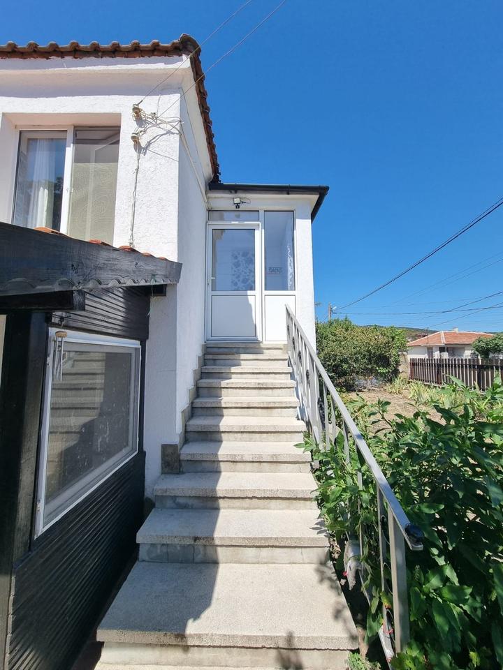 2 Stöckiges Haus im Dorf Prosenik Region Burgas – Bild 13