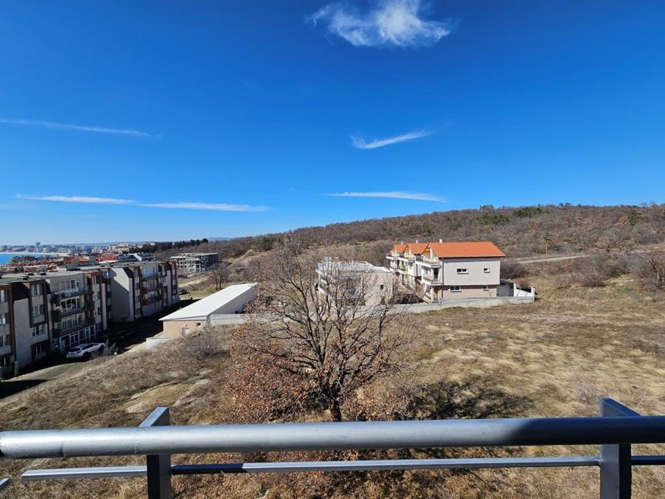 Geräumige Drei-Zimmer-Wohnung im New Line Village – Sonnenstrand. – Bild 18