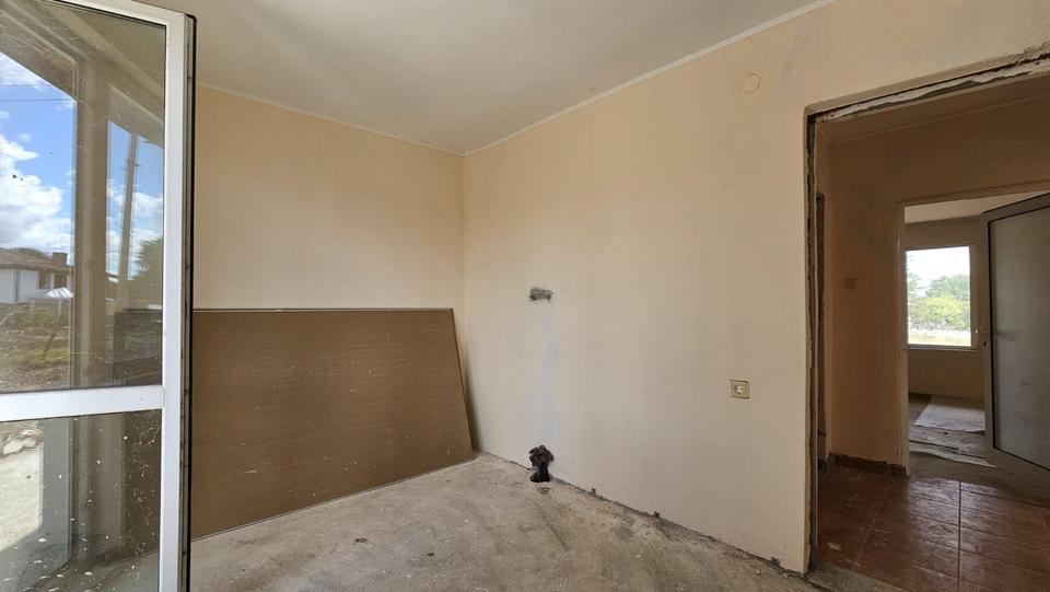 Dyulevo Bulgarien sanierungsbedürftiger Bungalow – Bild 6