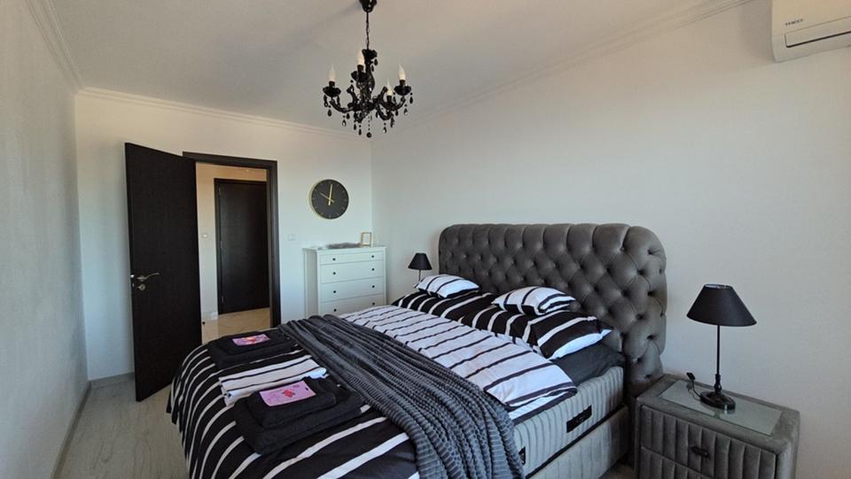 Bulgarien , Sveti Vlas Moderne, neu eingerichtete Dreizimmerwohnung mit Meer- und Bergblick im Komplex Etera 4 – Bild 9