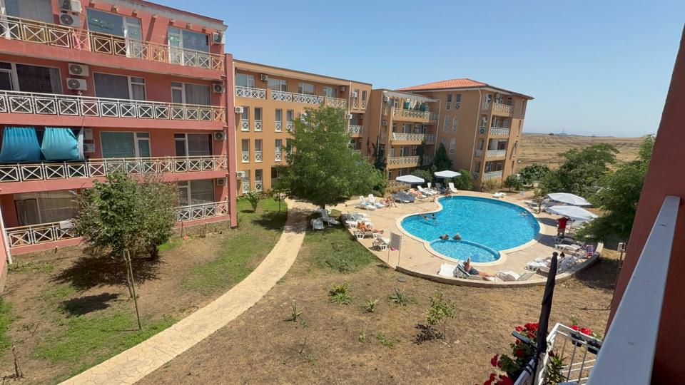 Bulgarien , Sonnenstrand Zweizimmerwohnung mit Poolblick im Komplex „Sunny Day 6“ Tankovo – Bild 4
