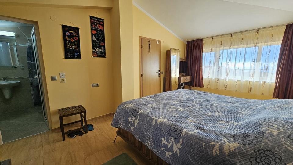 Penthouse-Wohnung mit zwei Schlafzimmern im Komplex "Aqua Dreams" – Bild 19