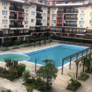 2 Zimmer Wohnung mit Poolblick in Aheloy Bulgarien