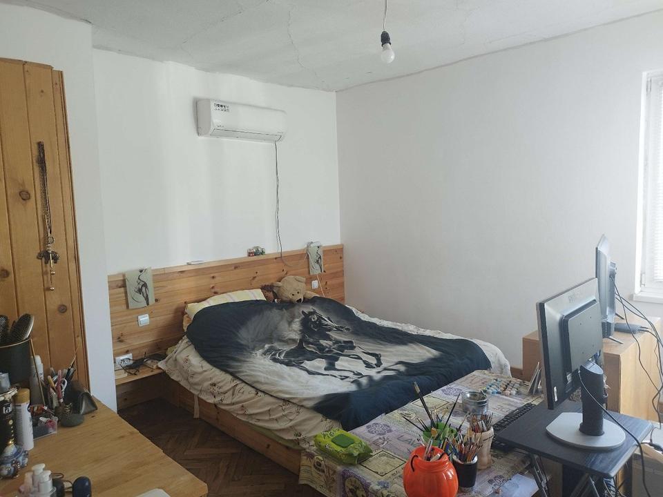 Komplett möbliertes und renoviertes Haus mit 4 Schlafzimmern in Bolyarovo, Region Jambol – Bild 10