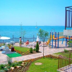 3 Zimmer Wohnung mit Meerblick im Mesembria Fort Elenite