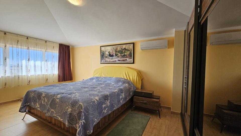 Penthouse-Wohnung mit zwei Schlafzimmern im Komplex "Aqua Dreams" – Bild 12