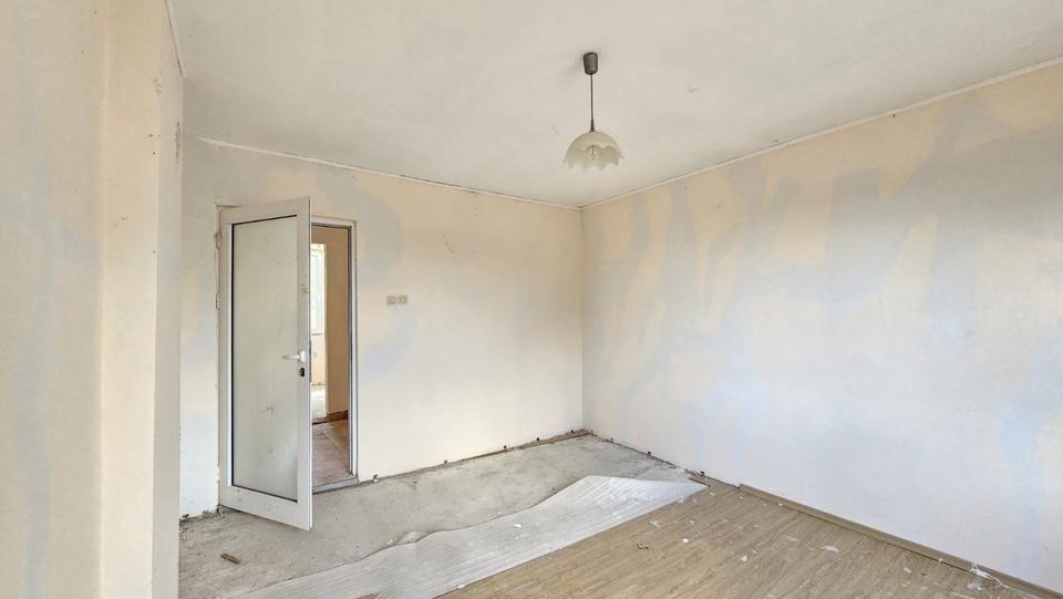 Dyulevo Bulgarien sanierungsbedürftiger Bungalow – Bild 3