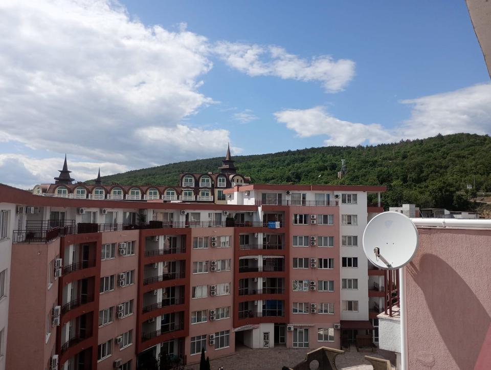 Großes 4 Zimmer Penthouse Apartment mit Traumausblick Elenite Bulgarien – Bild 4