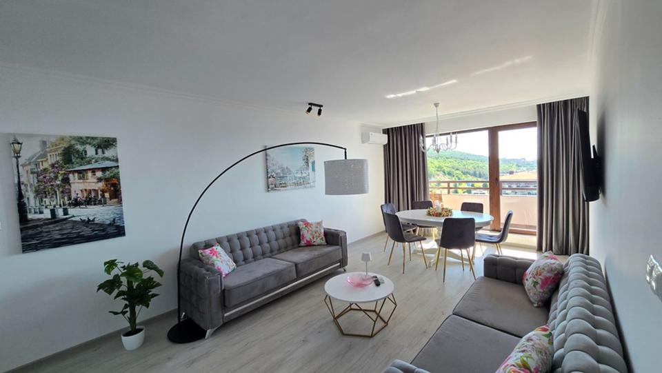 Bulgarien , Sveti Vlas Moderne, neu eingerichtete Dreizimmerwohnung mit Meer- und Bergblick im Komplex Etera 4 – Bild 4