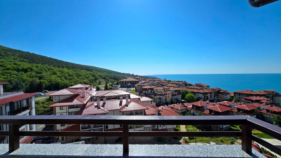 Bulgarien , Sveti Vlas Moderne, neu eingerichtete Dreizimmerwohnung mit Meer- und Bergblick im Komplex Etera 4 – Bild 13