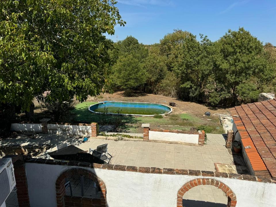 Einfamilienhaus mit Nebengebäude in Sredets Bulgarien