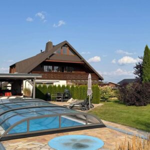 Tolles Anwesen mit großen Grundstück und Pool!