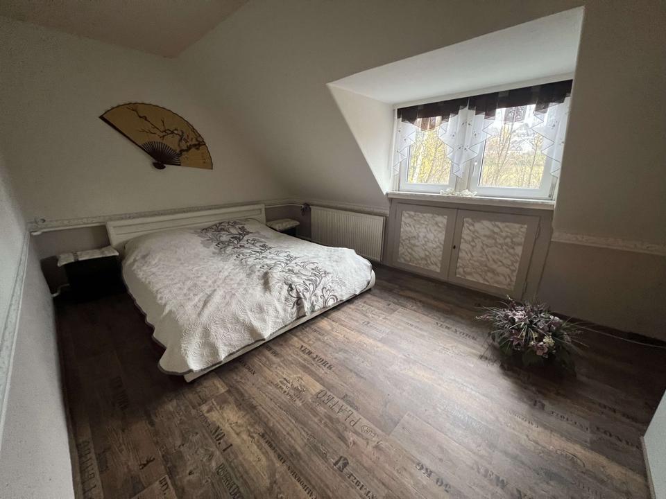 Schöne DHH am Waldrand mit tollem Grundstück! – Bild 14