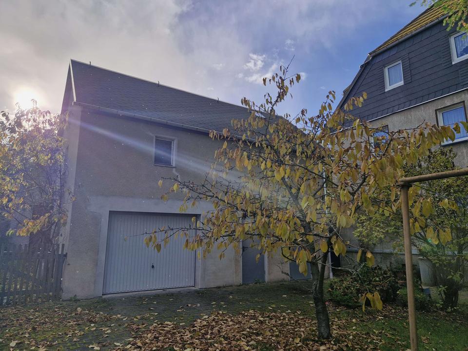 Großes Grundstück, ruhige Lage, viel Potenzial – Doppelhaushälfte in Pockau! – Bild 4