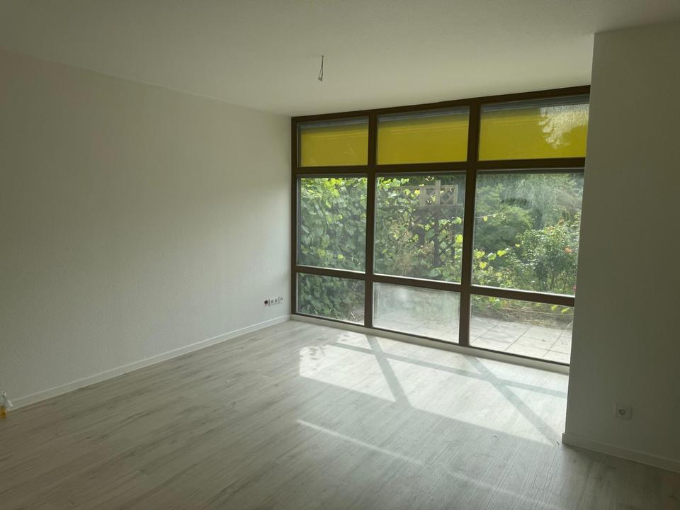 2025 Komplettmodernisierung! Tolles Anwesen aus EFH, Nebengebäude und sensationellem Grundstück! – Bild 17