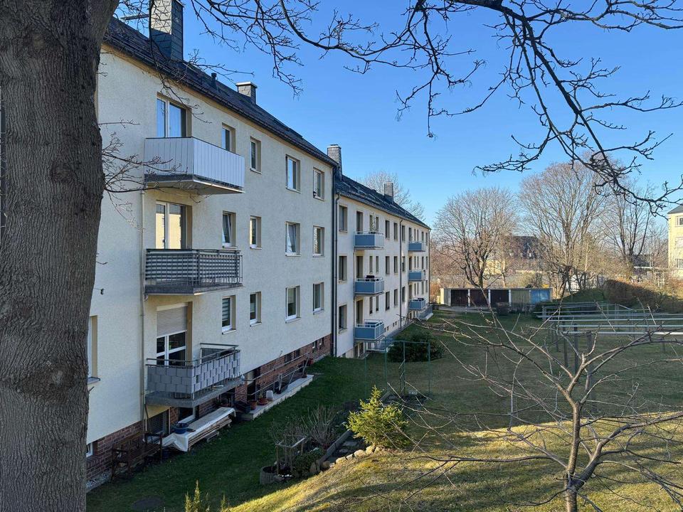 Toll sanierte und voll möblierte Eigentumswohnung in Annaberg ! – Bild 2