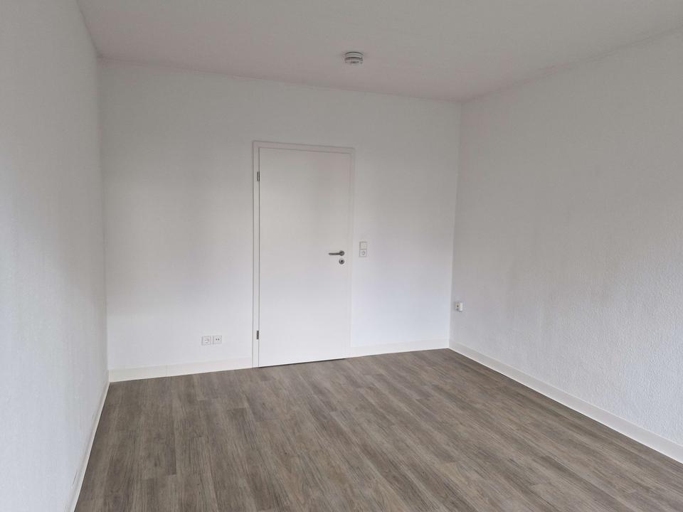 Schöne 4-Raum Eigentumswohnung für Selbstnutzer oder Kapitalanleger! – Bild 8