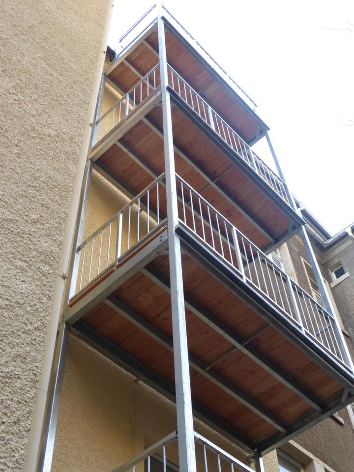 Große 2-Raum Wohnung mit Balkon im Stadtzentrum – Bild 12