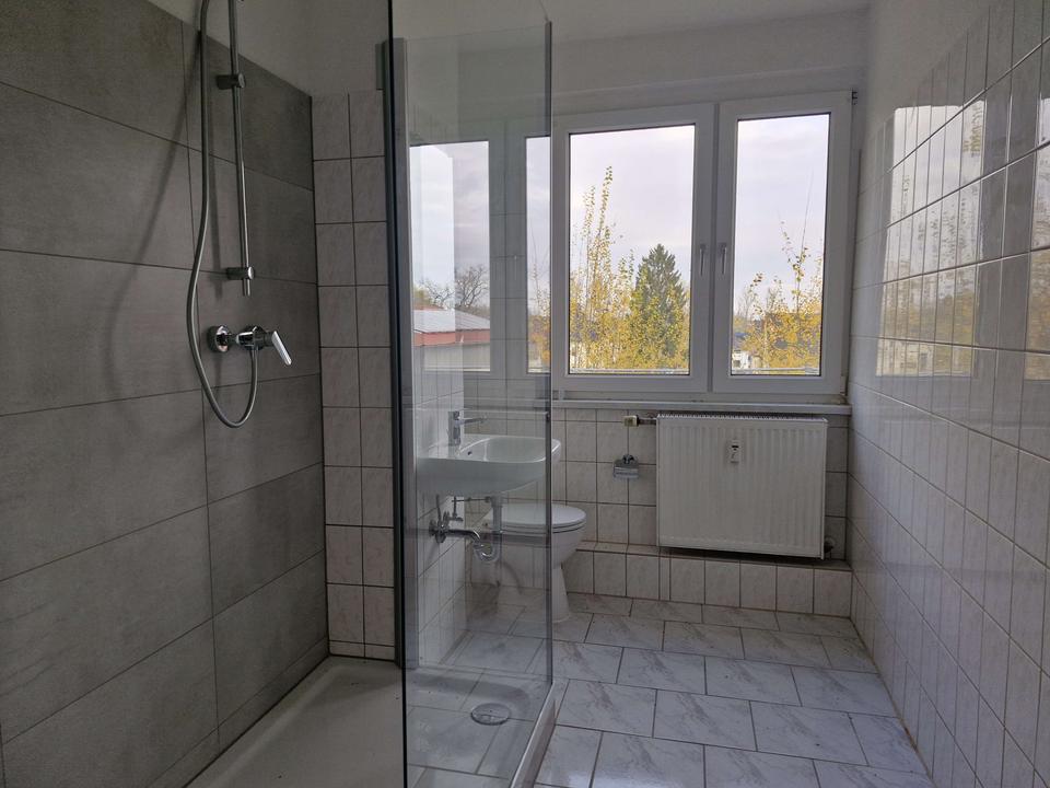 Schöne 4-Raum Eigentumswohnung für Selbstnutzer oder Kapitalanleger! – Bild 11