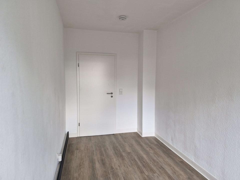 Schöne 4-Raum Eigentumswohnung für Selbstnutzer oder Kapitalanleger! – Bild 18