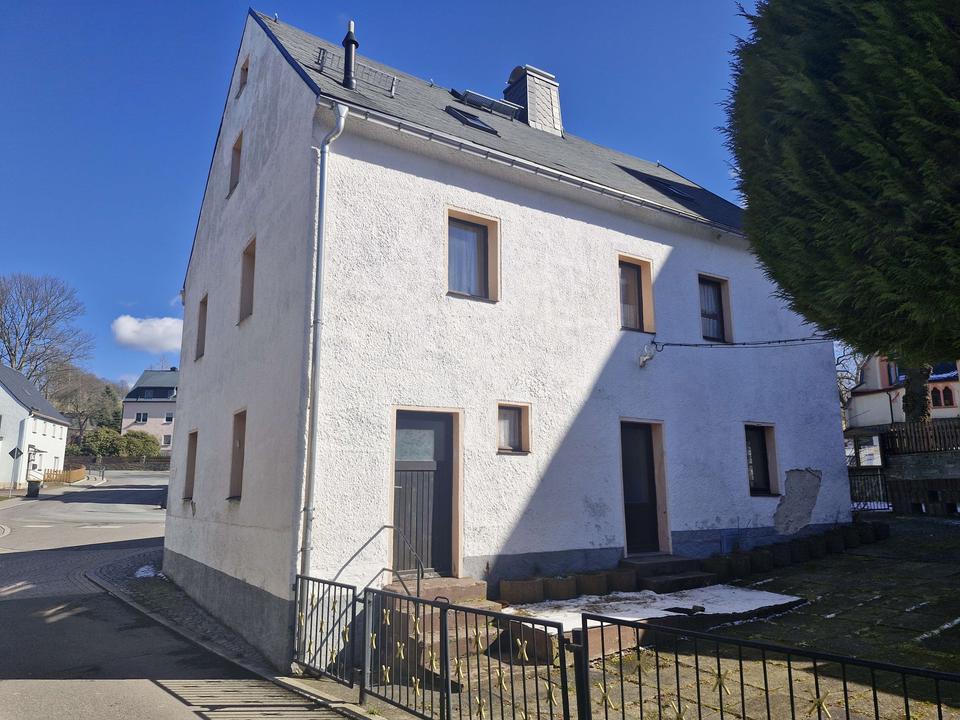 Jetzt zuschlagen: Charmantes Sanierungsobjekt in Mauersberg!