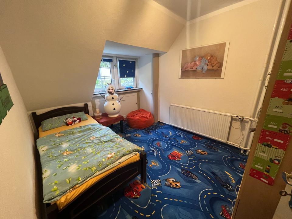 Schöne DHH am Waldrand mit tollem Grundstück! – Bild 15