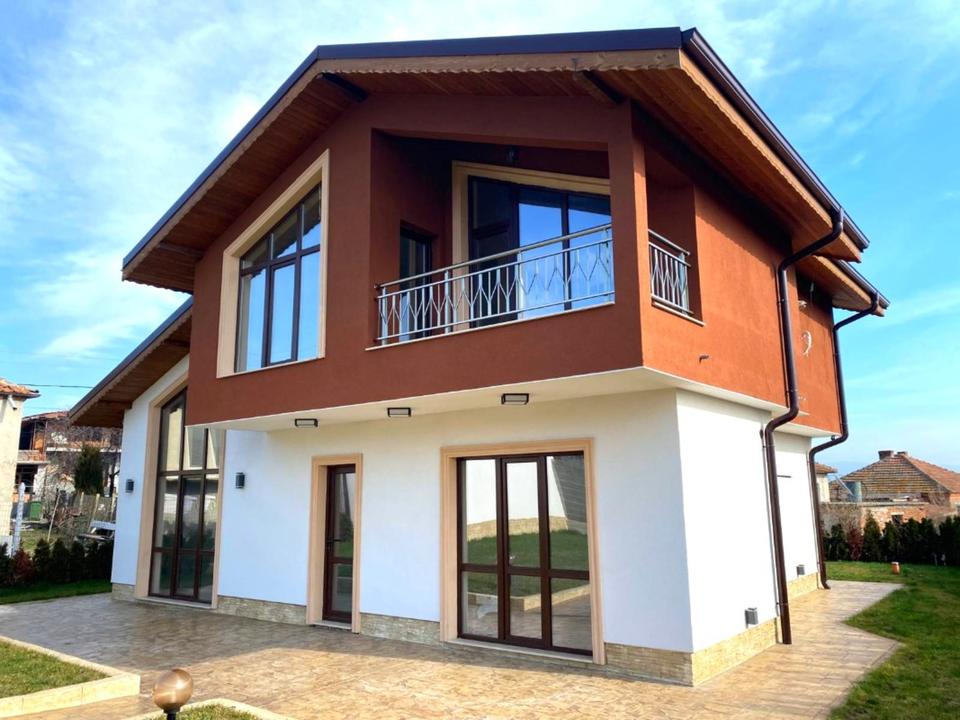 Bulgarien, Sonnenstrand Zweistöckiges Einfamilienhaus im Dorf Tankovo – modernes Zuhause in ruhiger und bevorzugter Lage – Bild 2