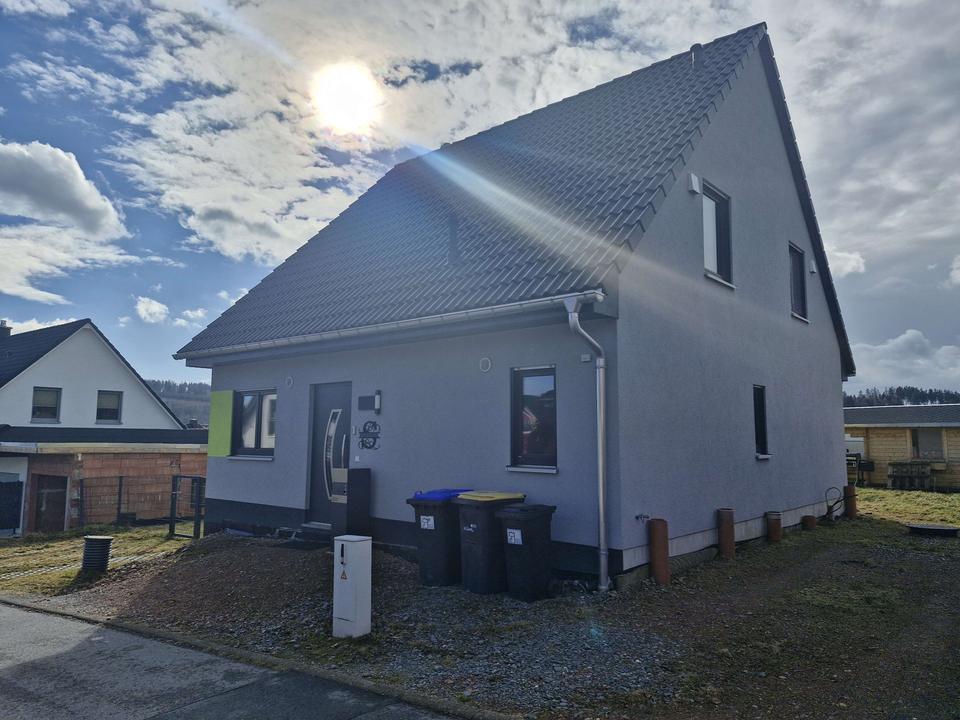 Neuwertiges Einfamilienhaus in Ehrenfriedersdorf – Modern, effizient & bezugsfertig! – Bild 4