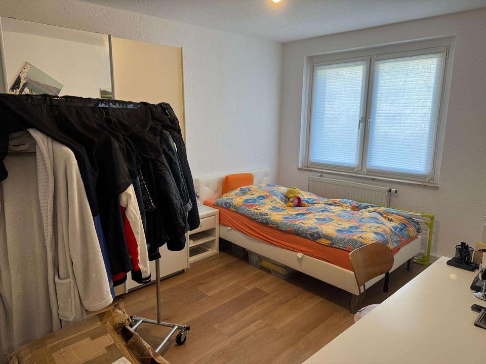 Toll sanierte und voll möblierte Eigentumswohnung in Annaberg ! – Bild 13