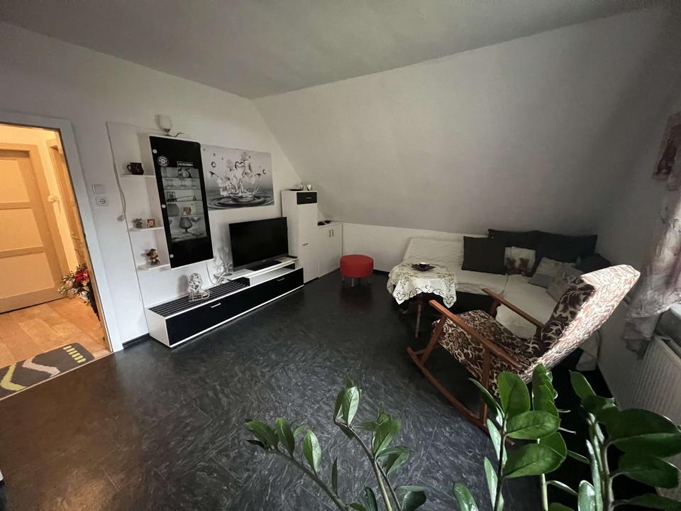 Schöne DHH am Waldrand mit tollem Grundstück! – Bild 12