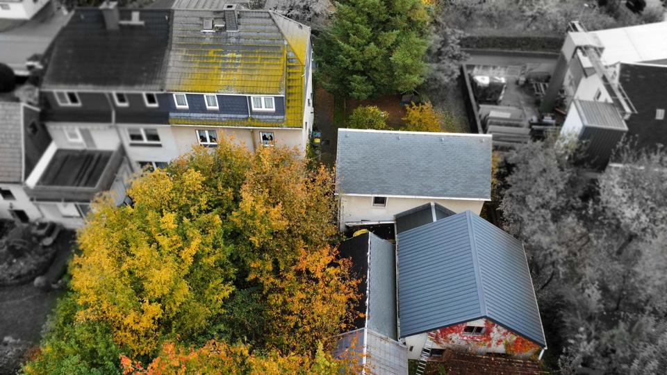 Großes Grundstück, ruhige Lage, viel Potenzial – Doppelhaushälfte in Pockau! – Bild 11