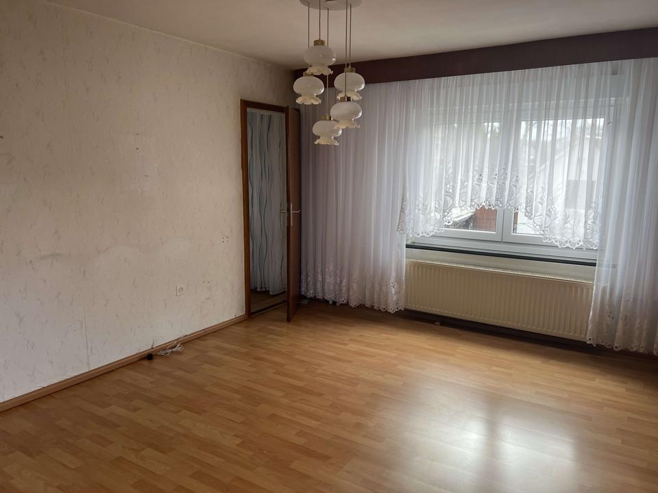 Hobbybastler und Autoliebhaber aufgepasst! Großes Wohnhaus mit eigener Werkstatt! – Bild 18