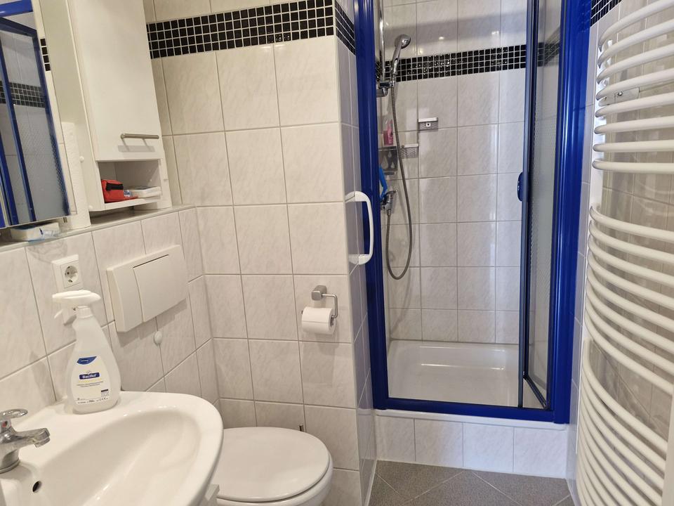 Tolles Haus mit schönem Garten sucht neue Eigentümer! – Bild 11