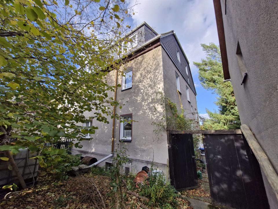 Großes Grundstück, ruhige Lage, viel Potenzial – Doppelhaushälfte in Pockau! – Bild 2