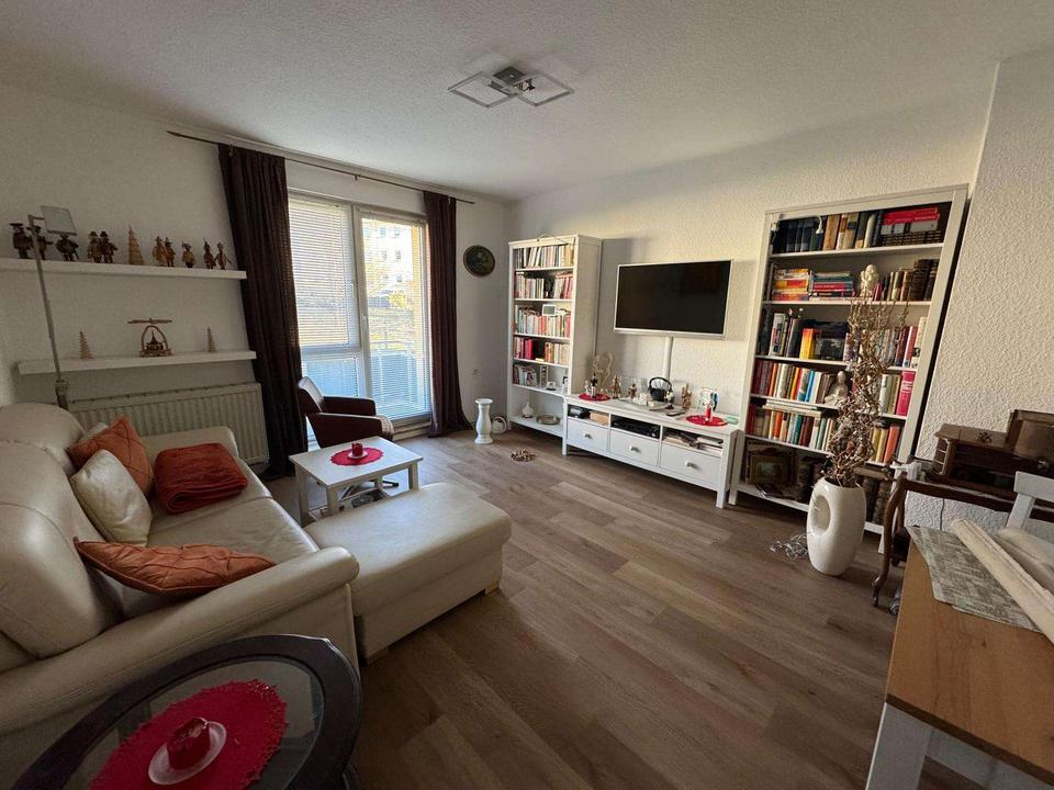 Toll sanierte und voll möblierte Eigentumswohnung in Annaberg ! – Bild 7