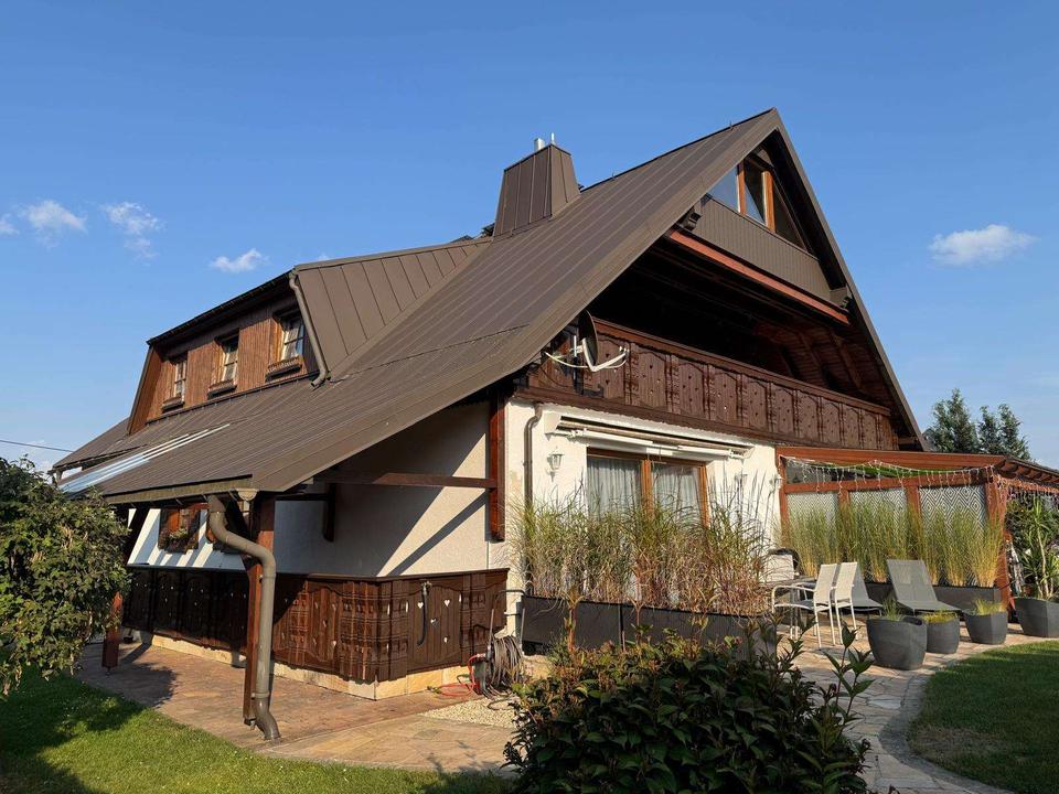 Tolles Anwesen mit großen Grundstück und Pool! – Bild 2