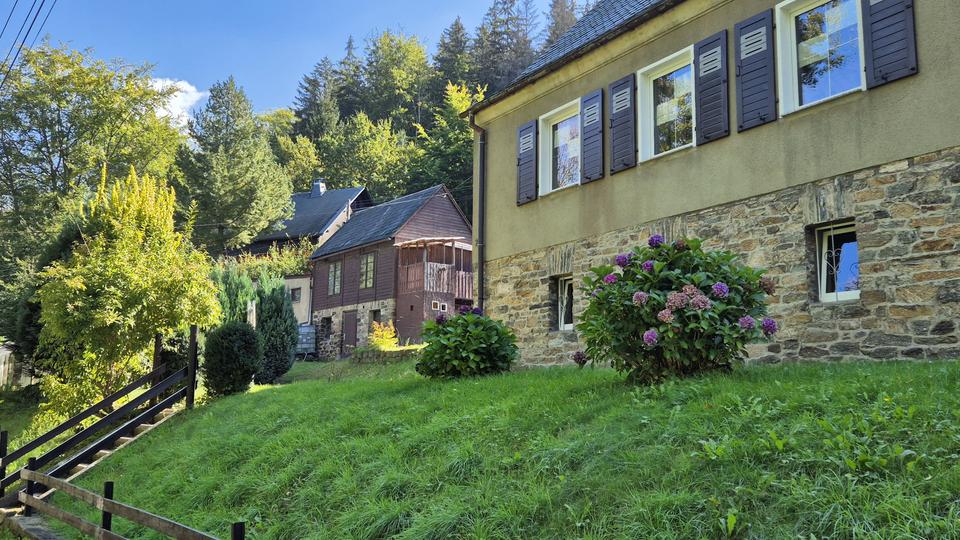 Schöne DHH am Waldrand mit tollem Grundstück! – Bild 5