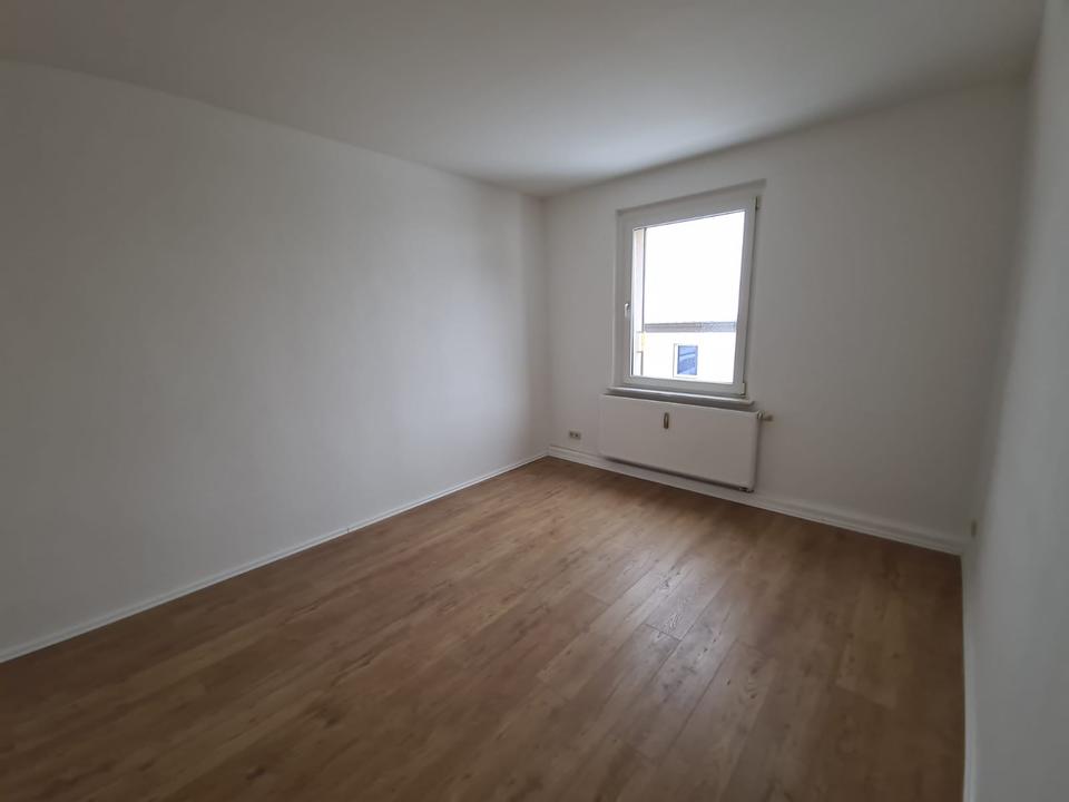 Wohnen im Grünen-auf Wunsch mit Einbauküche! – Bild 7