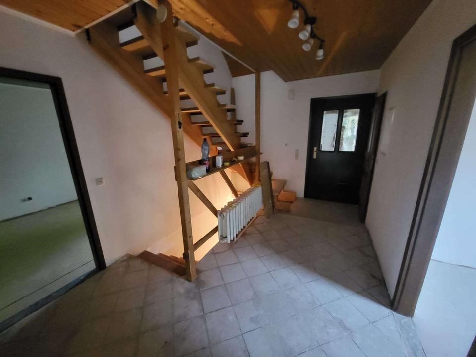 Verwirklichen sie ihren Traum! Ihr neues Haus in grüner und ruhiger Lage! – Bild 6