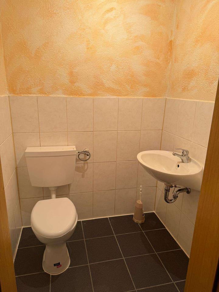 Solides Mehrfamilienhaus in Schneeberg! – Bild 12